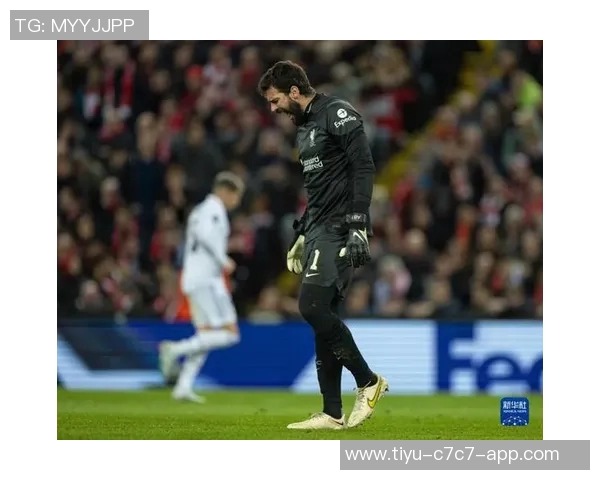 莫伦特斯谈维尼修斯与门将碰撞事件强调偶然性并分享个人经历