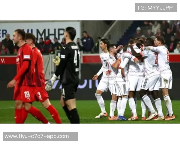 拜仁慕尼黑2025年德甲34轮比赛持续领跑创历史新纪录 拜仁慕尼黑2025年德甲34轮比赛持续领跑创历史新纪录