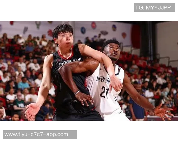 开拓者媒体人建议杨瀚森替补中锋位置应优先于里斯 开拓者媒体人建议杨瀚森替补中锋位置应优先于里斯