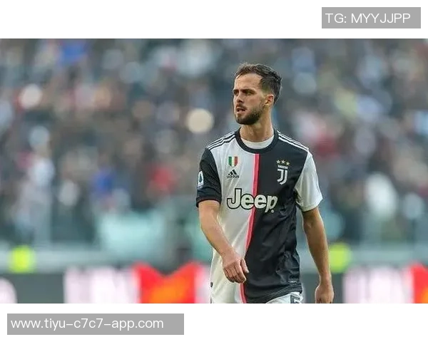 皮亚尼奇与阿图尔互换交易揭秘巴萨因此获利1200万欧元 皮亚尼奇与阿图尔互换交易揭秘巴萨因此获利1200万欧元